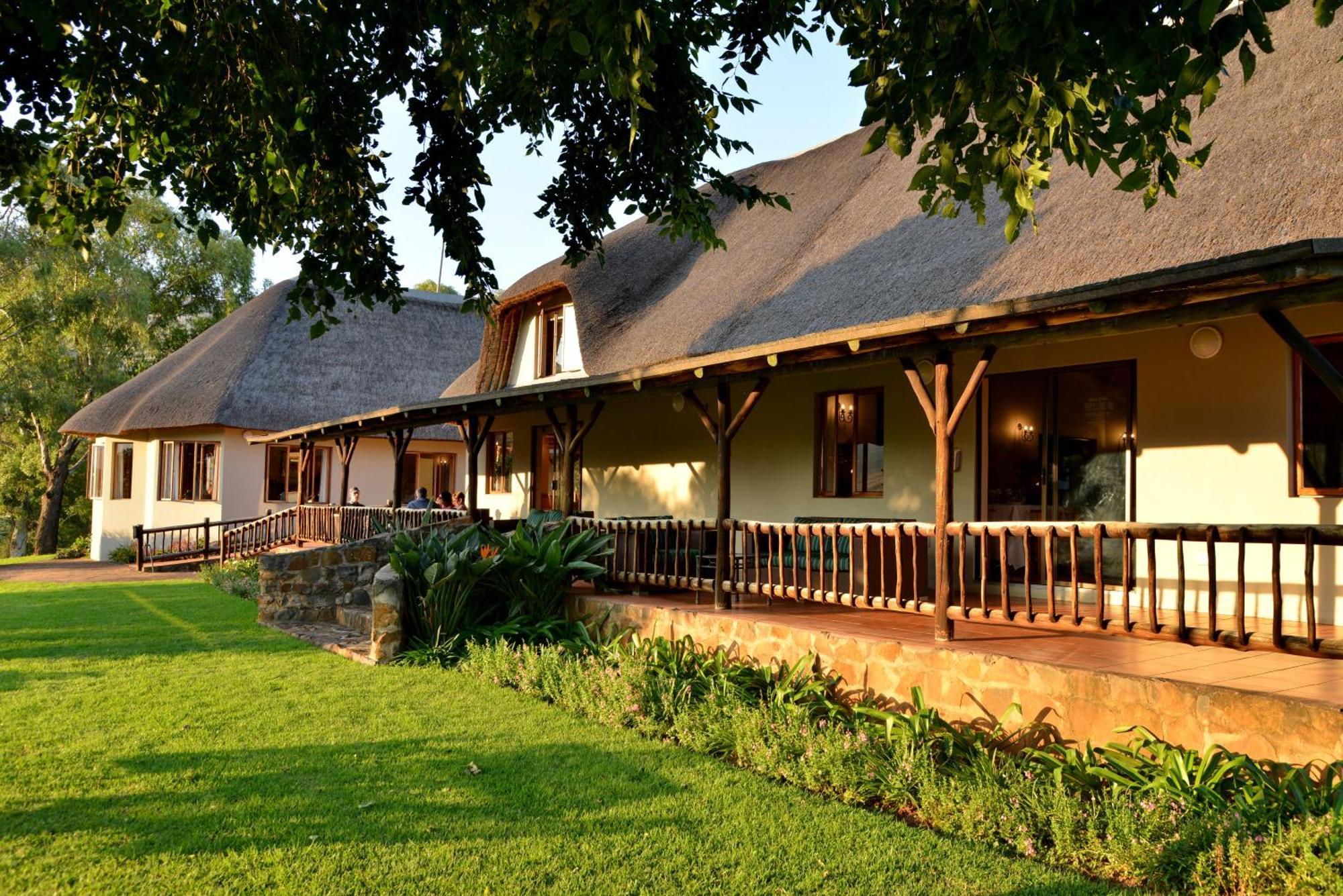 Montusi Mountain Lodge Bonjaneni المظهر الخارجي الصورة