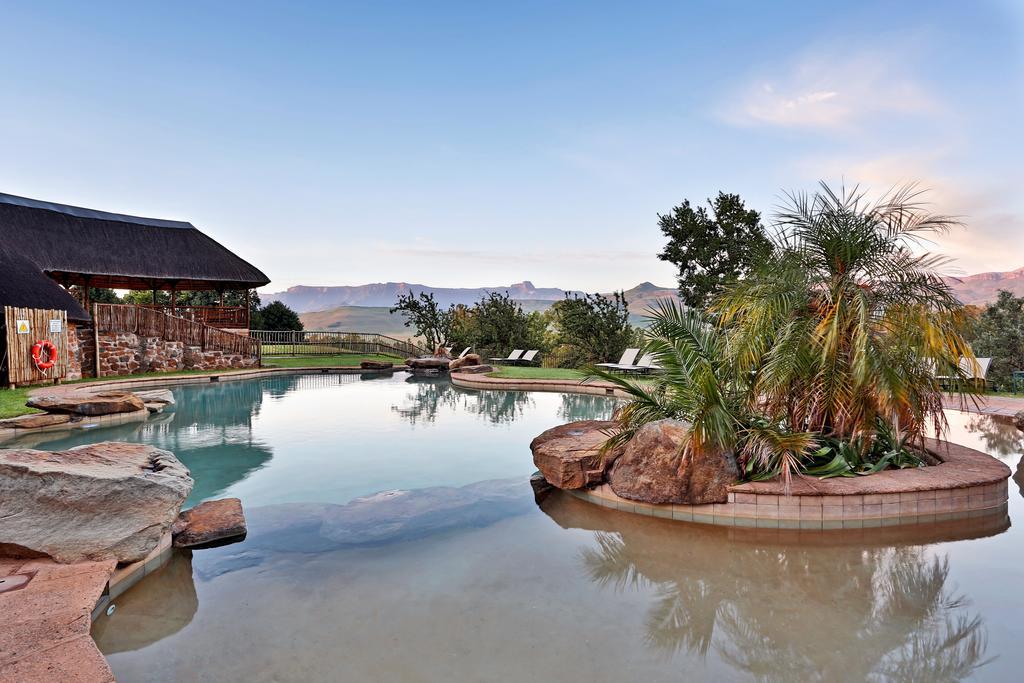 Montusi Mountain Lodge Bonjaneni المظهر الخارجي الصورة